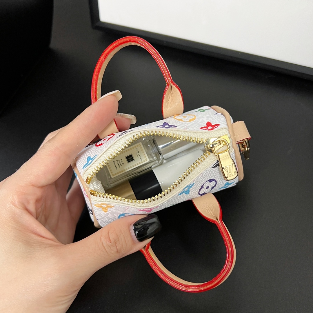 最高級ルイヴィトンスーパーコピー ルイヴィトンキーケースコピー キーホルダー・ミニ キーポル ブロン(ホワイト) M01428 モノグラム・キャンバス ゴールド金具 - 画像 (8)