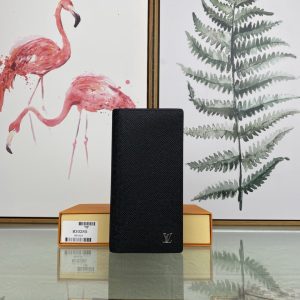 最高級ルイヴィトンスーパーコピー ルイヴィトン財布コピー ポルトフォイユ･ブラザ ブラック M30285 タイガ･レザー シルバー金具