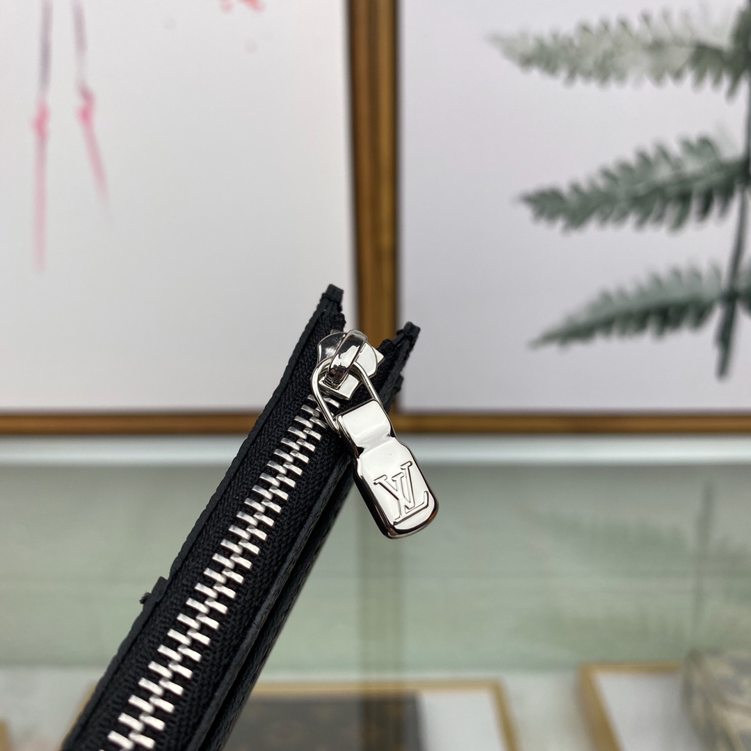 最高級ルイヴィトンスーパーコピー ルイヴィトンカードケースコピー コインカード・ホルダー ブラック M62914 タイガ・レザー シルバー金具 - 画像 (4)