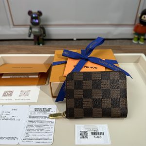 最高級ルイヴィトンスーパーコピー ルイヴィトン財布コピー ジッピー･コイン パース ブラウン N63070 ダミエ･エベヌ キャンバス ゴールド金具