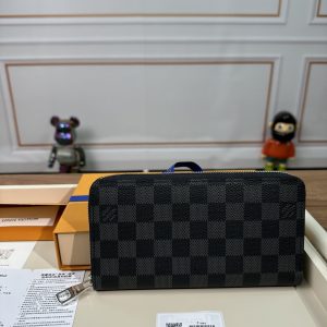 最高級ルイヴィトンスーパーコピー ルイヴィトン財布コピー ジッピー･ウォレット ブラック N41662 ダミエ･グラフィット キャンバス シルバー金具