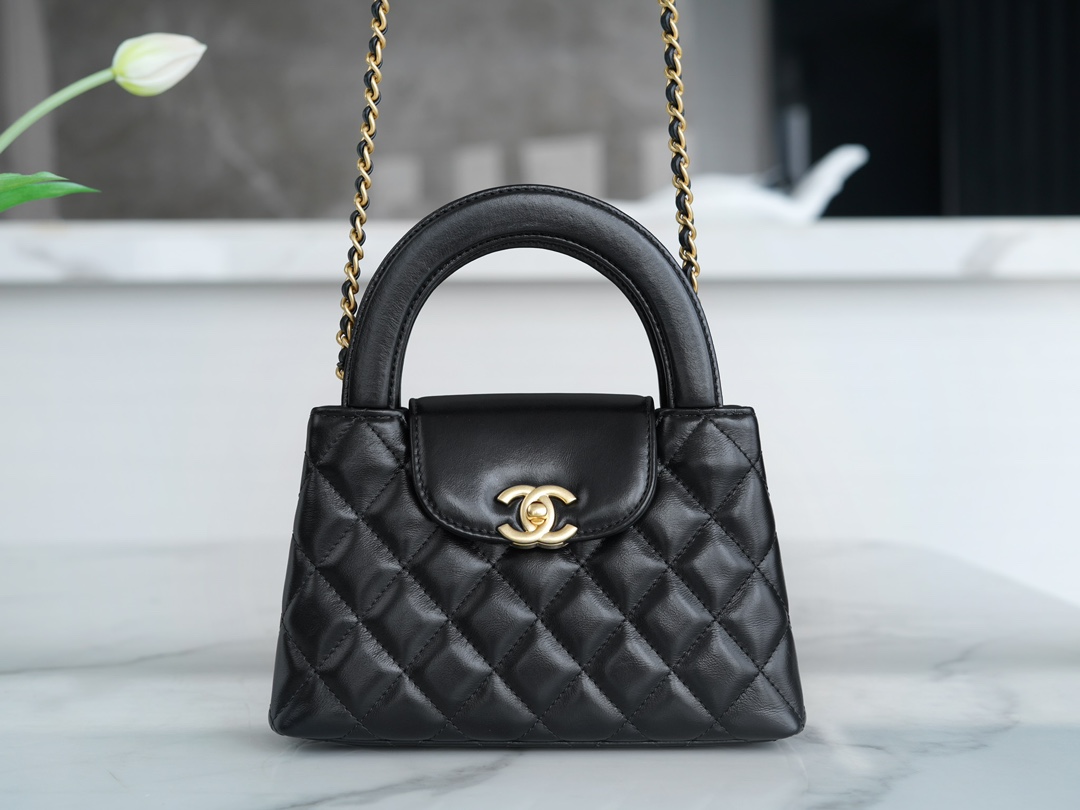 最高級シャネルスーパーコピー シャネルバッグコピー CHANEL ミニ ショッピング バッグ ブラック AS4416 B14296 94305 カーフスキン ゴールド金具 - 画像 (9)
