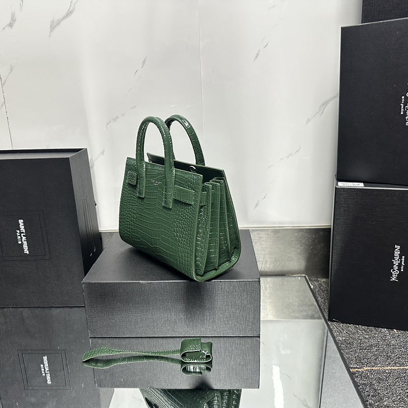 N品 YSL サンローラン サック サック ド ジュール ナノ(クロコダイルエンボスレザー) グリーン 392035DND1N3333 カーフスキンレザー シルバー金具 激安優良店 - 画像 (8)