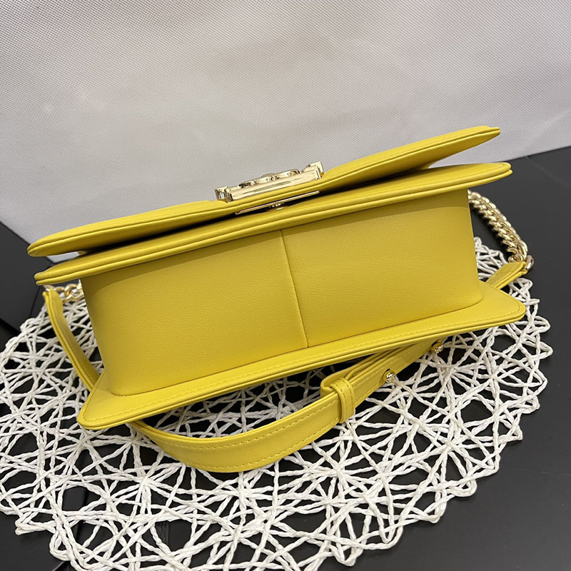 最高級シャネルスーパーコピー シャネルバッグコピー ボーイシャネル25 チェーンショルダーバッグ イエロー A67086 ラムスキン ゴールド金具 2411159 - 画像 (5)