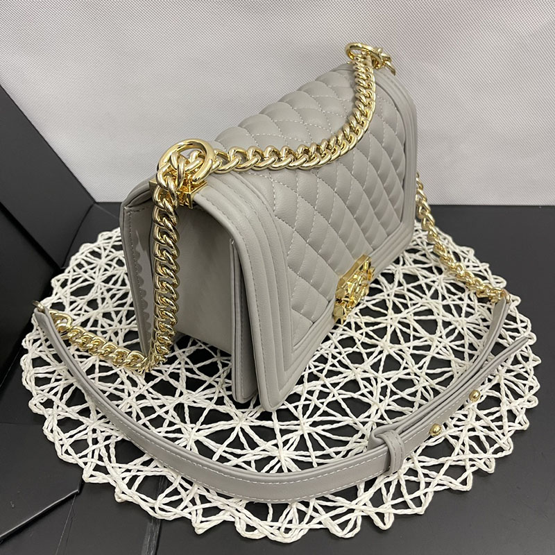 最高級シャネルスーパーコピー シャネルバッグコピー ボーイシャネル25 チェーンショルダーバッグ グレー A67086 ラムスキン ゴールド金具 2411161 - 画像 (7)