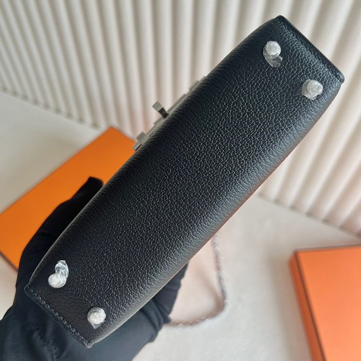 エルメスバッグ 人気 HERMES エルメス ヴェルーミニ 黒 ブラック シェブルミゾル シルバー金具 2025定価 2513296 - 画像 (3)