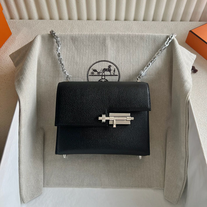 エルメスバッグ 人気 HERMES エルメス ヴェルーミニ 黒 ブラック シェブルミゾル シルバー金具 2025定価 2513296 - 画像 (2)