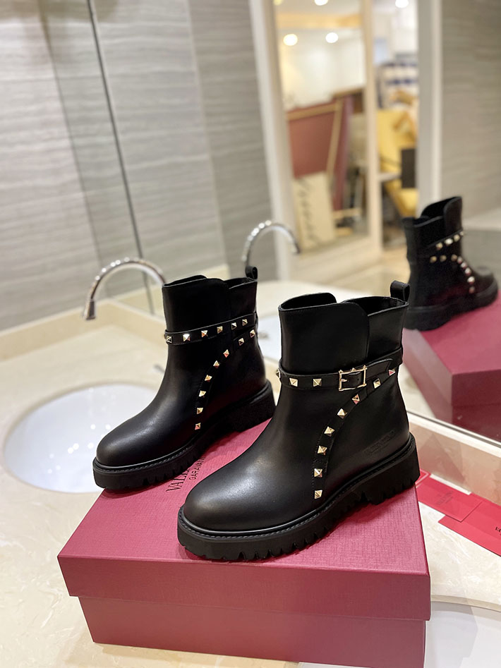 最高級ヴァレンティノスーパーコピー靴 ヴァレンティノブーツコピー VALENTINO エンジニアブーツ レディース 40代 2412420 ブラック - 画像 (9)