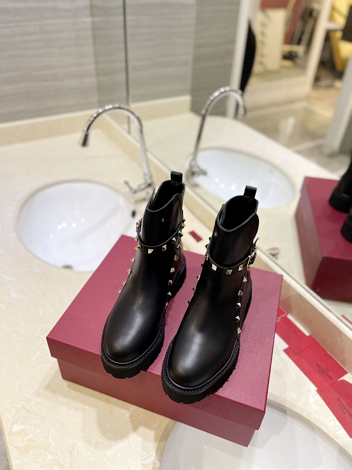 最高級ヴァレンティノスーパーコピー靴 ヴァレンティノブーツコピー VALENTINO エンジニアブーツ レディース 40代 2412420 ブラック - 画像 (8)