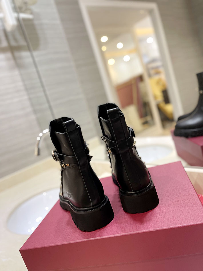 最高級ヴァレンティノスーパーコピー靴 ヴァレンティノブーツコピー VALENTINO エンジニアブーツ レディース 40代 2412420 ブラック - 画像 (3)