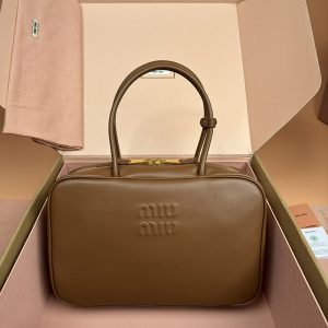 miumiu アウトレット 店舗
