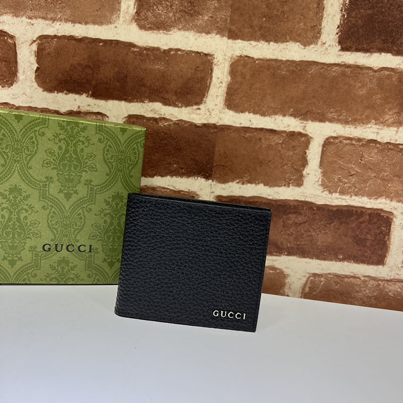 GUCCIの財布 持ってる 人