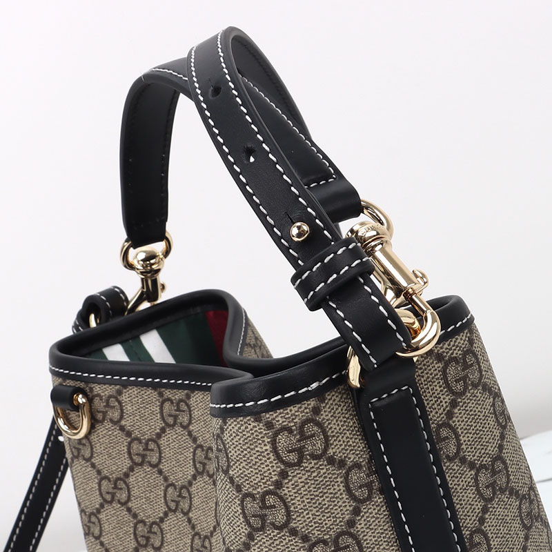 バケットバッグ ショルダー グッチ GGエンブレム ミニ バケットバッグ 815118 FAD6L 9741 ベージュ&ブラック ゴールド金具 - 画像 (6)