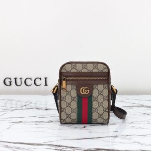 gucci ショルダーバッグ メンズ 人気