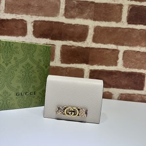 グッチ 財布 二つ折り 使いやすい