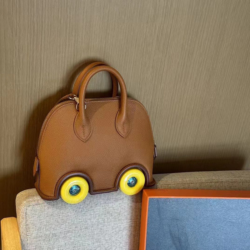 エルメス ボリードオンホイールズ ミニ ゴールド Bolide on Wheels Bag Mini ヴォーエプソン シルバー金具 2025定価 2513459 - 画像 (8)