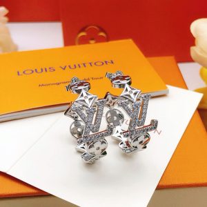 ヴィトン ピアス レディース 人気