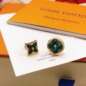 ヴィトン ピアス 芸能人
