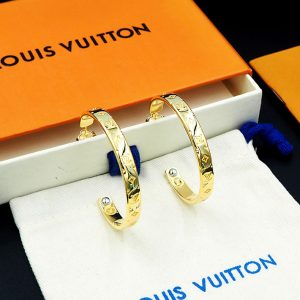 もらって 嬉しいピアス ブランド