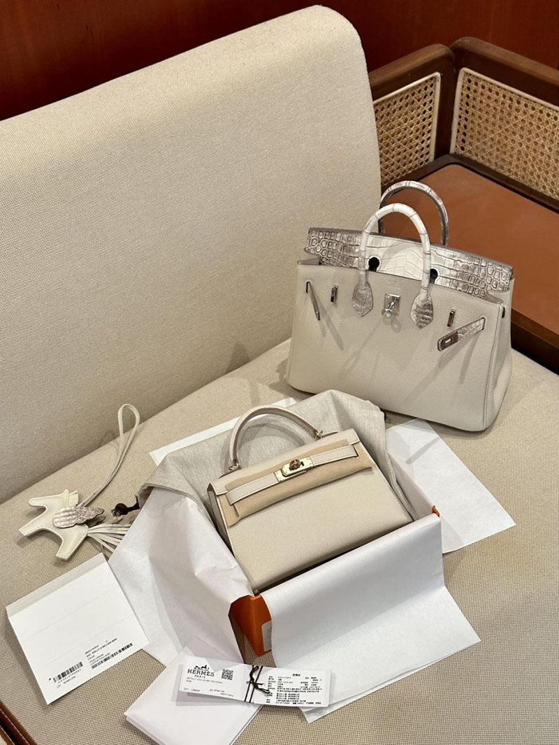 エルメス ケリーミニ 20 外縫い クレ ヴォーエプソン シルバー金具 2412873 ミニケリー 定価 - 画像 (12)