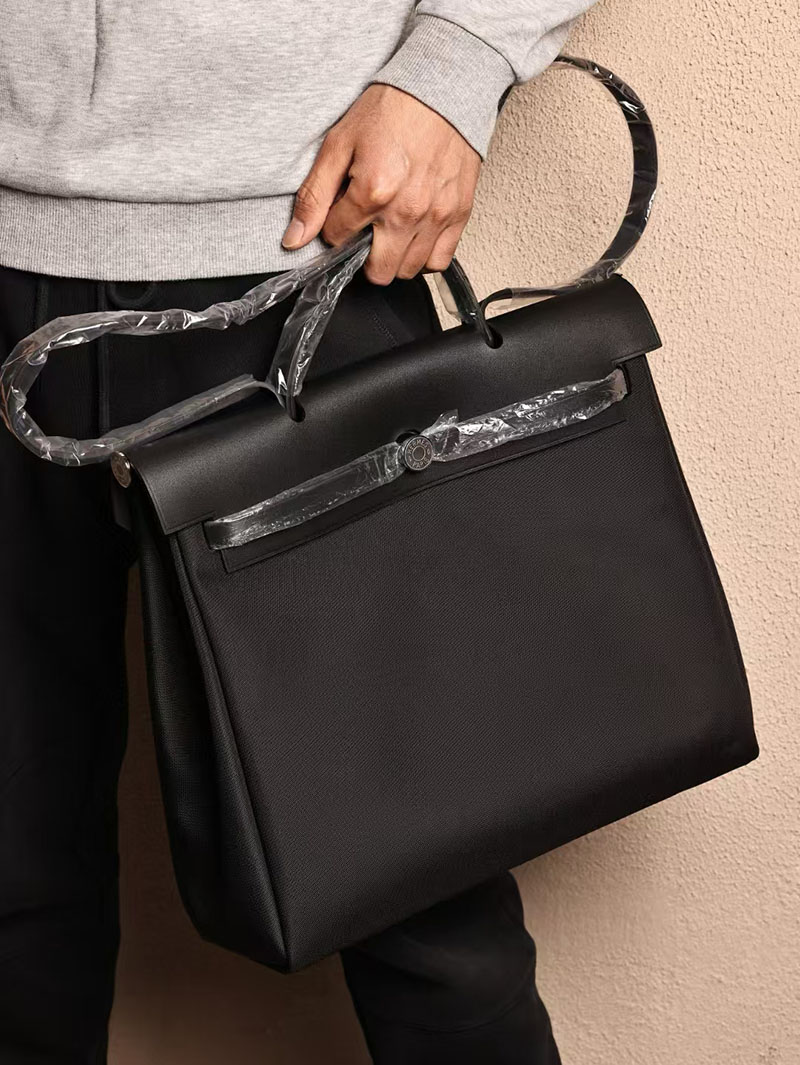 HERMES エールバッグ ジップ メッセンジャー 39