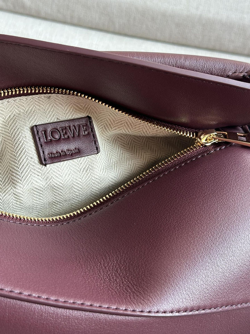 レディース ロエベ バッグ 人気 LOEWE パズルバッグ スモール A510P60X41-7240 ダークバーガンディ クラシックカーフ ゴールド金具 - 画像 (4)