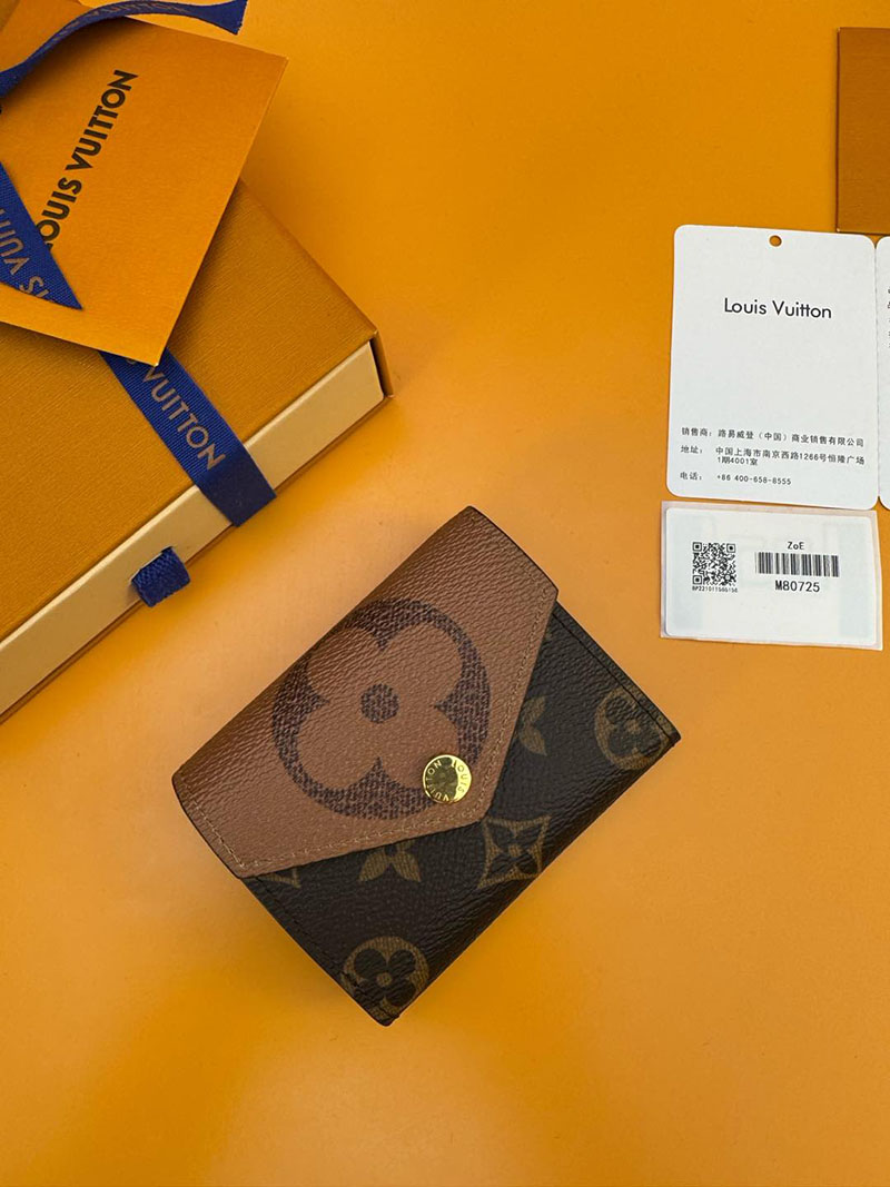 並行輸入品 ルイヴィトン ポルトフォイユ・ゾエ M80725 RFID モノグラム ブラウン ヴィトンの財布を持つ 女 - 画像 (9)