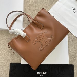 セリーヌ トートバッグ 人気