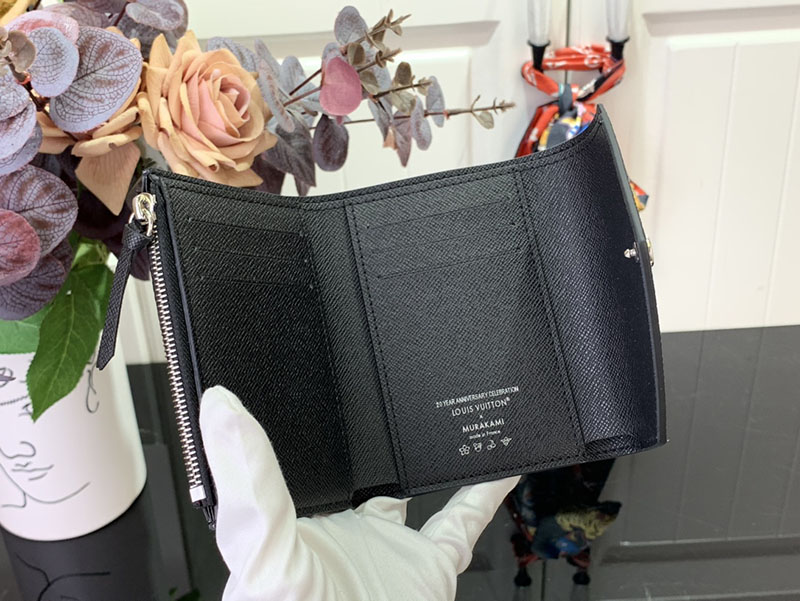 村上隆 ルイヴィトン LV × TM ポルトフォイユ・ヴィクトリーヌ マルチカラー M14163 モノグラム ルイヴィトン 村上隆 2025 財布 - 画像 (3)
