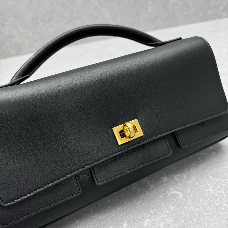 バレンシアガ アウトレット BALENCIAGA Bel Air クラッチ ストラップ付き スモール 8349432ABAV1000 ブラック カーフスキン バレンシアガ バッグ アウトレット - 画像 (7)