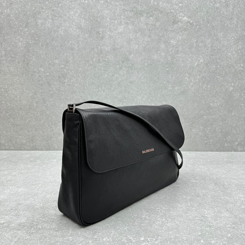 バレンシアガ アウトレット BALENCIAGA GRUNGY ミディアム メッセンジャーバッグ 8057372ABAS1000 ブラック カーフスキン バレンシアガ バッグ メンズショルダー - 画像 (9)