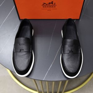 エルメス モカシン コーデ