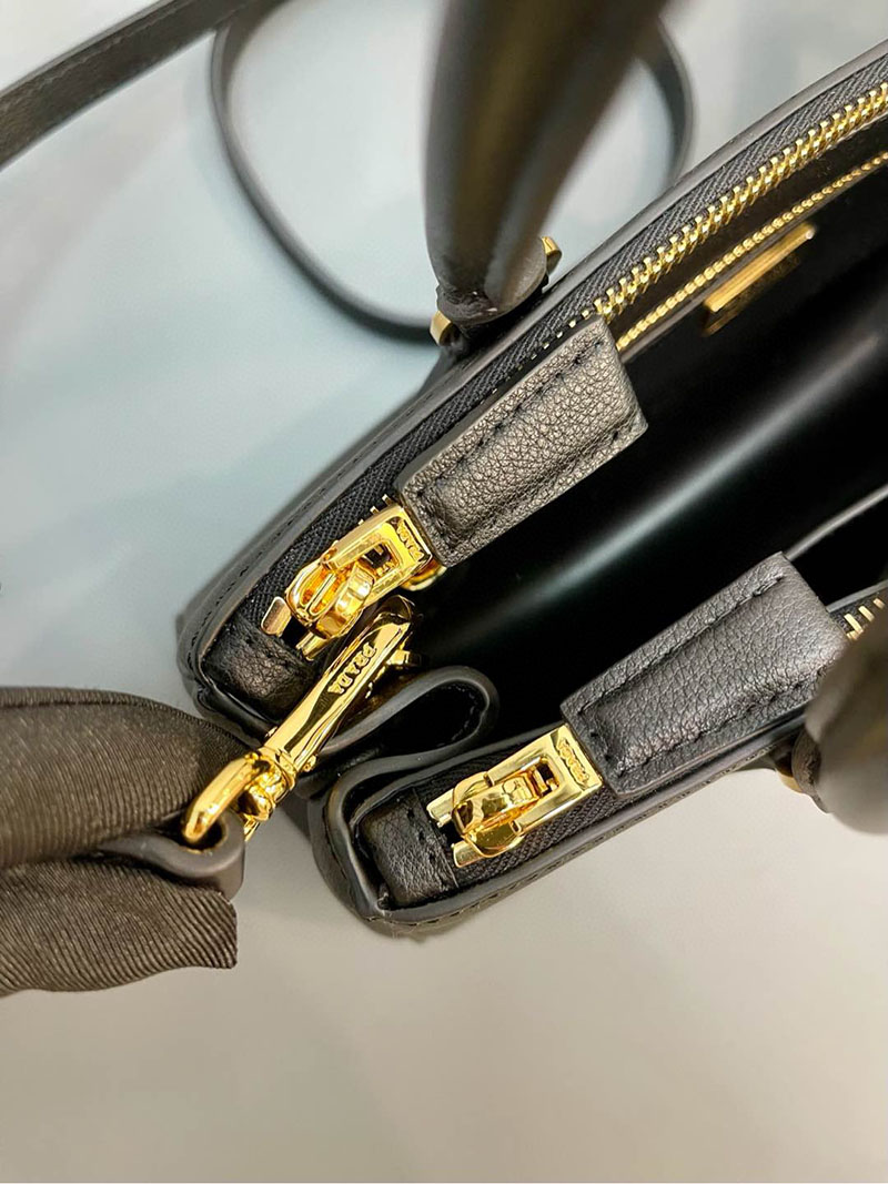 プラダ アウトレット PRADA ガレリア ミディアム レザー バッグ 1BA457_2CYS_F0002_V_YO0 ブラック H品 プラダ ショルダーバッグ 人気 - 画像 (4)
