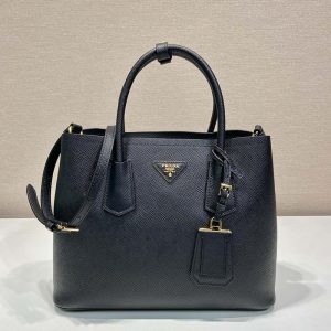 プラダ ハンドバッグ 黒