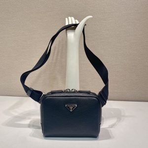 プラダ ショルダーバッグ メンズ