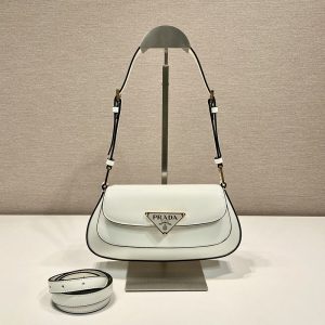 プラダ 斜めがけバッグ レディース
