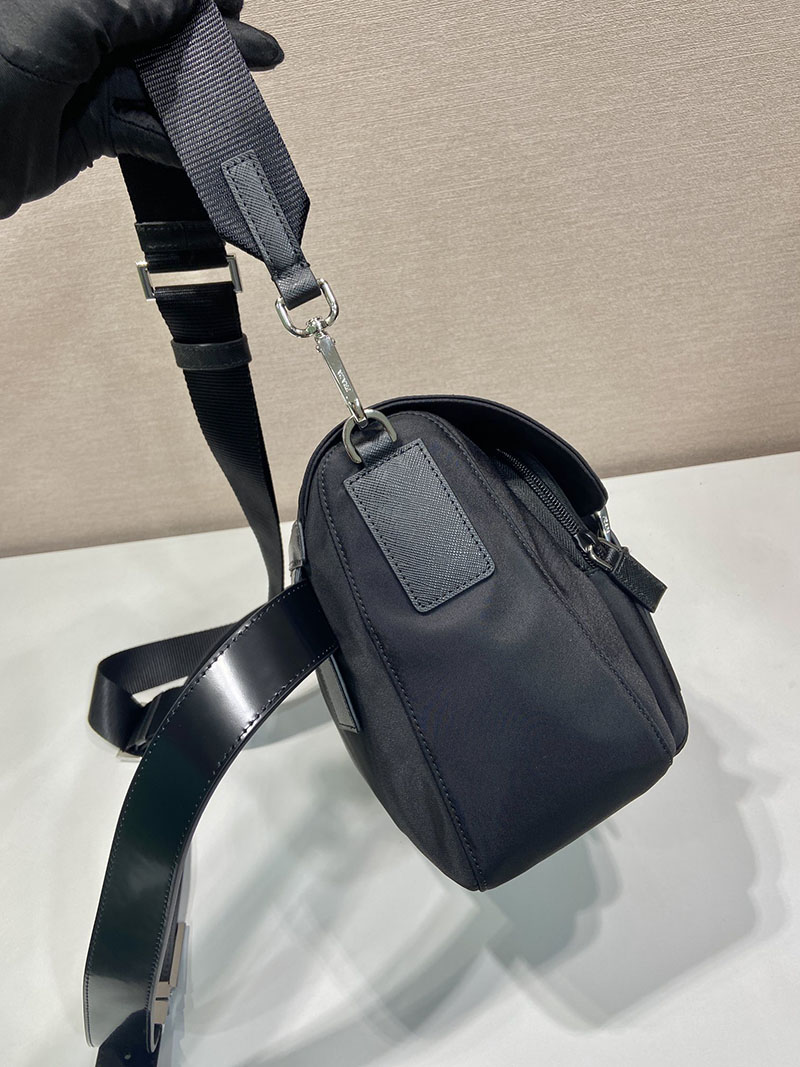 プラダ アウトレット PRADA Re-Nylon ショルダーバッグ 1BD953_RV44_F0002_V_B1M ブラック H品 プラダ メッセンジャーバッグ ナイロン - 画像 (5)