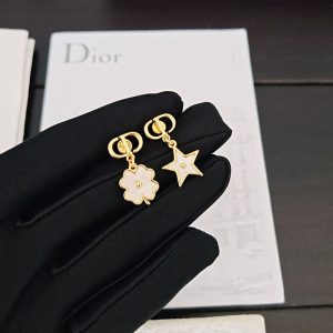 ディオール ピアス 人気