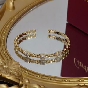 カルティエ ブレスレット 芸能人