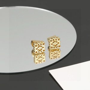 ロエベ ピアス 安い