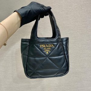 プラダ ミニハンドバッグ