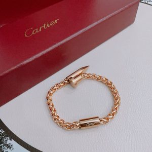 カルティエ ブレスレット 芸能人