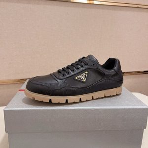 プラダ アウトレット店舗