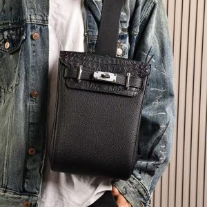 ケリーアッカド 黒 ブラック