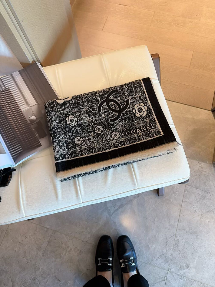 最高級シャネルスーパーコピー CHANEL マフラー レディース 大判 ストール フリンジ ココマーク CCマーク cc25103008 シャネル マフラー 公式 - 画像 (7)