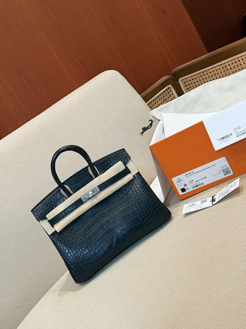 エルメスコピー バーキン25 黒 新品 HERMES バーキン25 黒 ブラック クロコダイル アリゲーターマット シルバー金具 2524126 - 画像 (19)