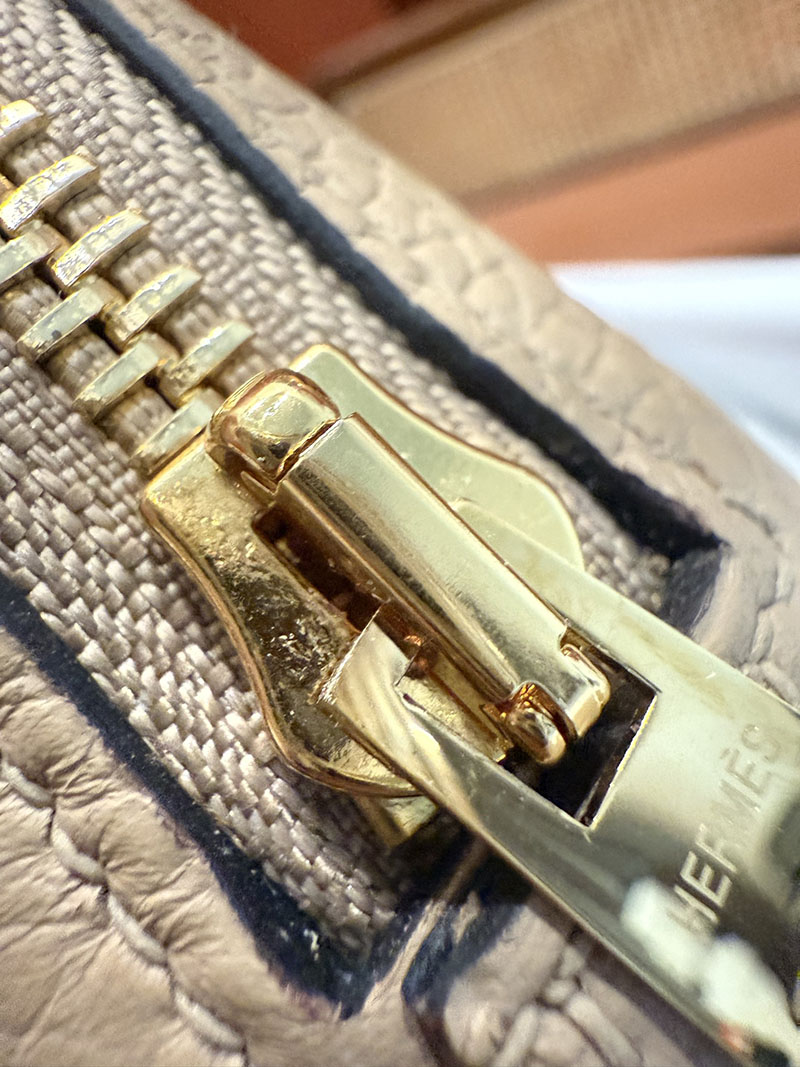 エルメスコピー ボリード27 定価 HERMES ボリード27 トレンチ トリヨンクレマンス ゴールド金具 2524132 - 画像 (4)