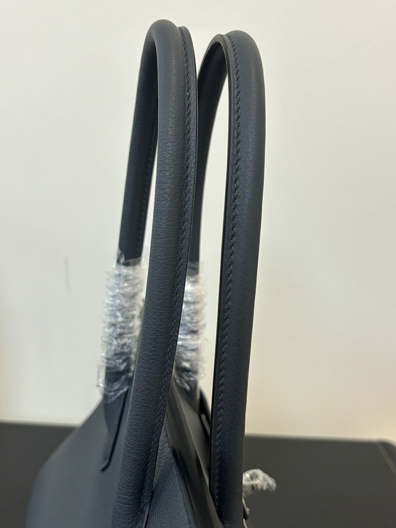 エルメス ショルダーバーキン29 定価 HERMES ショルダーバーキン29 黒 ブラック エバーカラー シルバー金具 2524313 - 画像 (4)