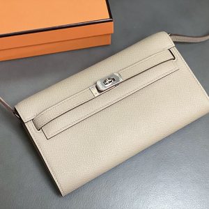 エルメス ケリー トゥー ゴー 定価