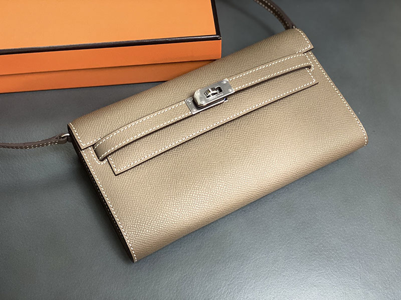 エルメス ケリー トゥー ゴー 定価
